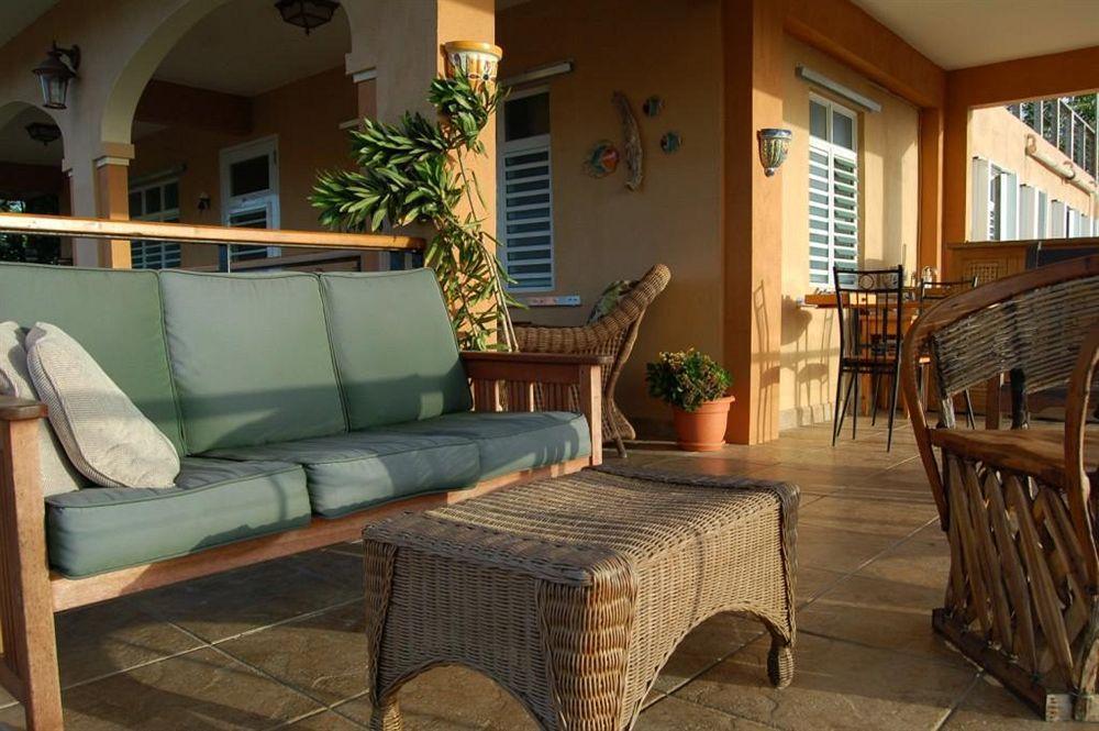 Villa Coral Guesthouse Вьекес Экстерьер фото